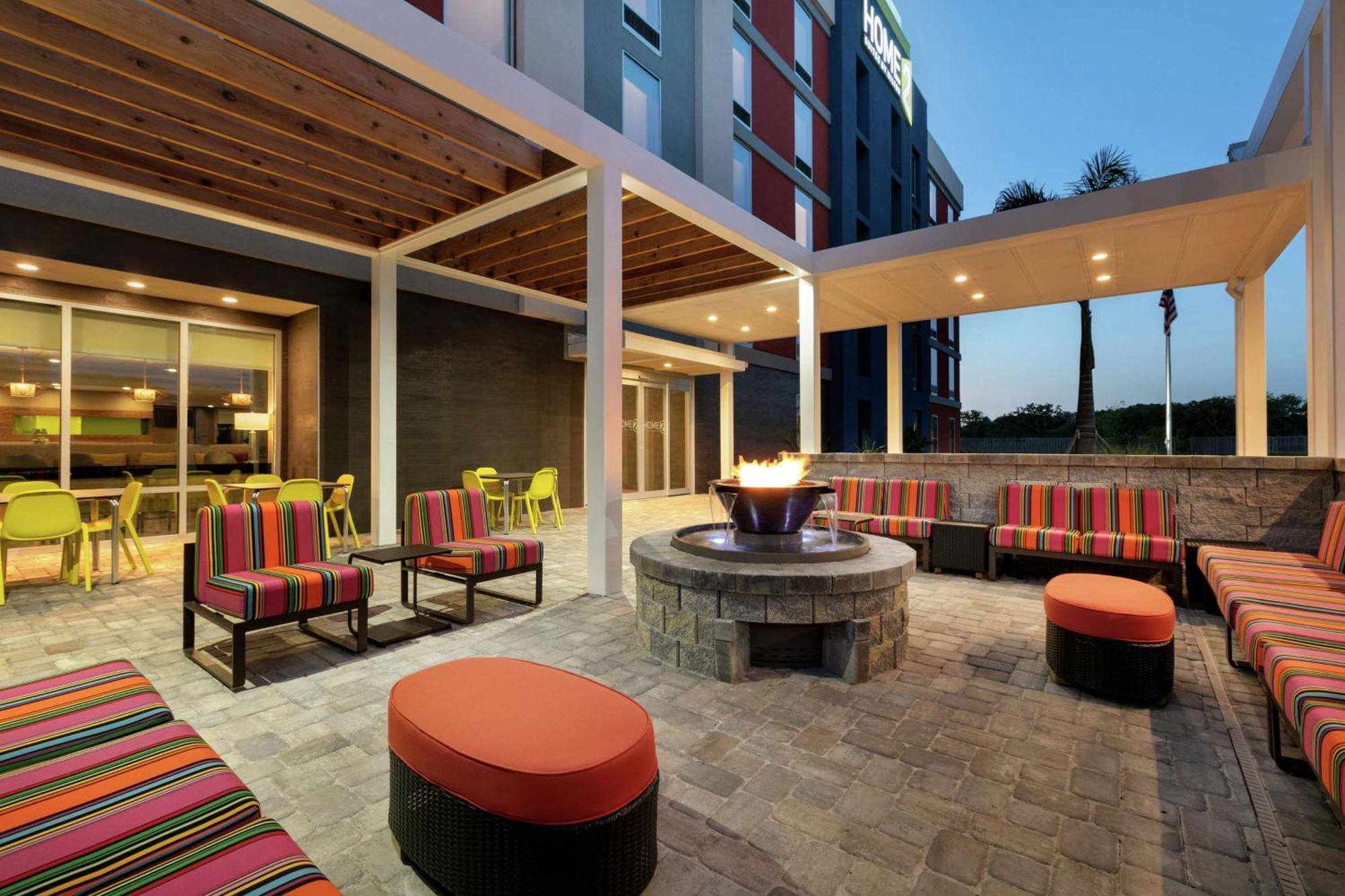 Home2 By Hilton Tampa 3*